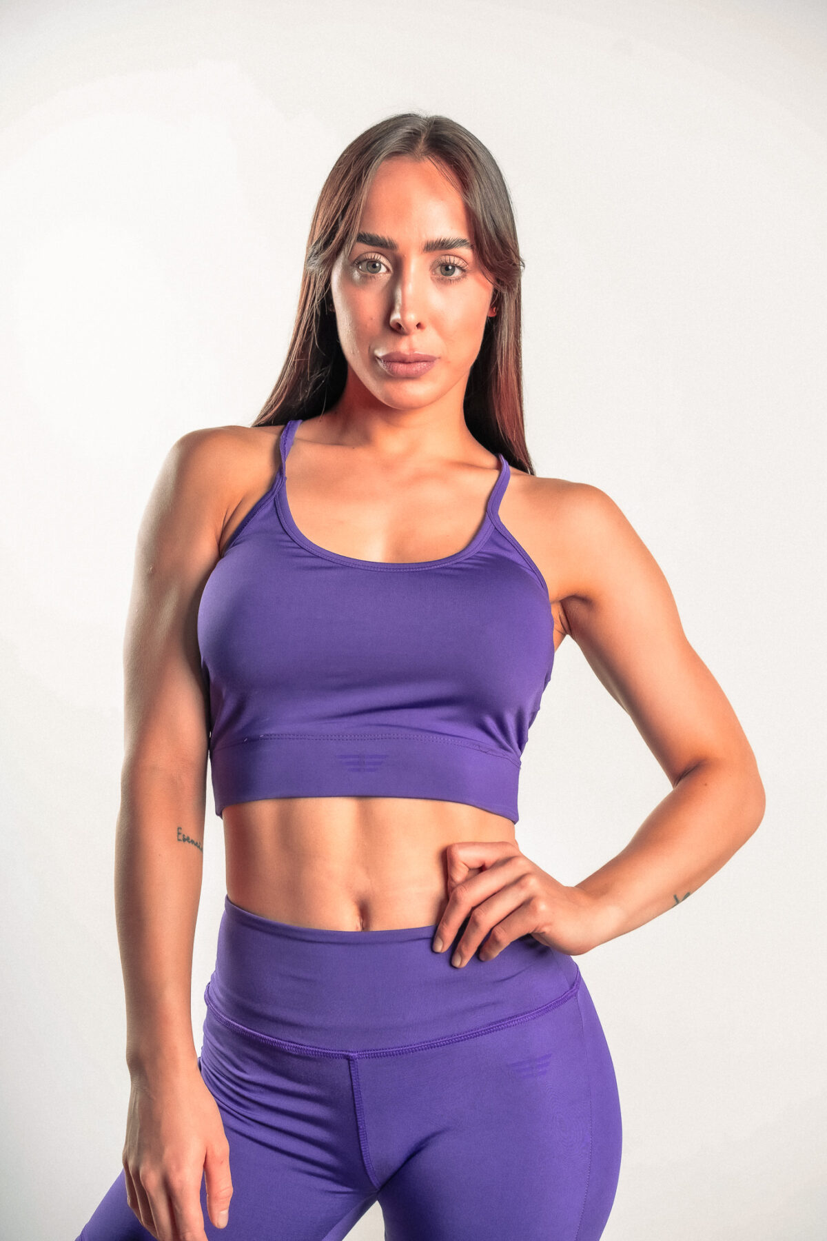 gym top color uva