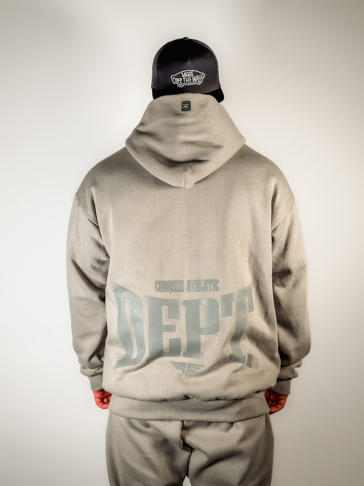 Hoodie Oversized - Athletic Department - Cemento - Imagen 15